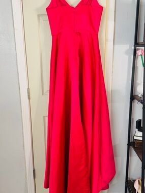 Pink Sleeveless Formal Gown